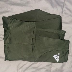 Adidas leggings